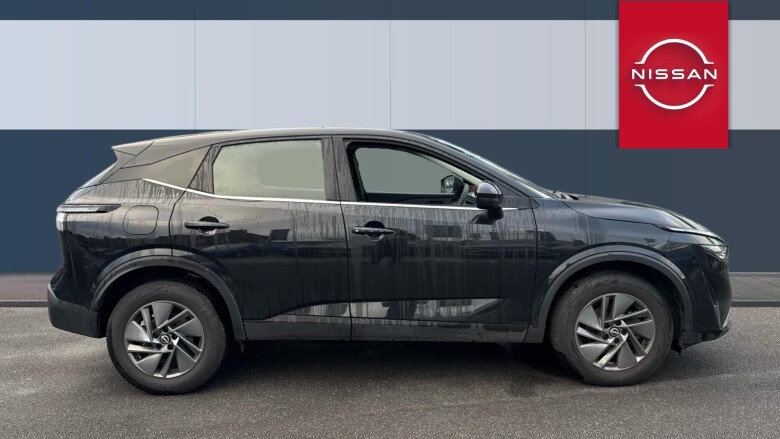 Nissan Qashqai 1.3 DiG-T MH Acenta Premium 5dr Petrol Hatchback